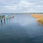 Apartment In Strandnähe Mit Kamin Und W-lan Lobbe