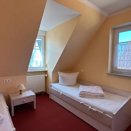 Apartment In Strandnähe Mit Kamin Und W-lan Lobbe